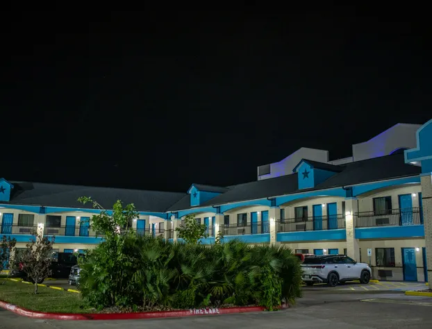 Hotel Bliss Kemah Boardwalk by OYO hotel detail image 4