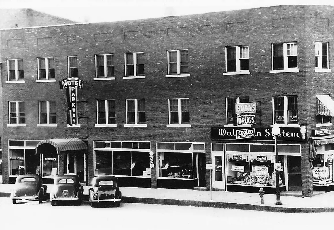 William Watson Hotel hotel hero