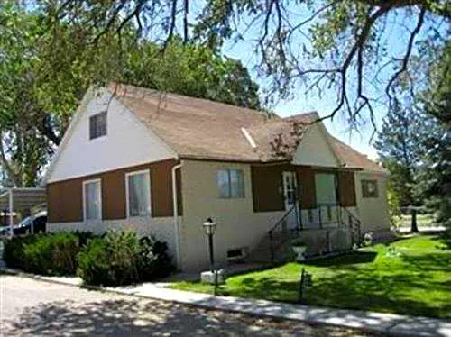 Pine Tree Inn hotel detail image 2