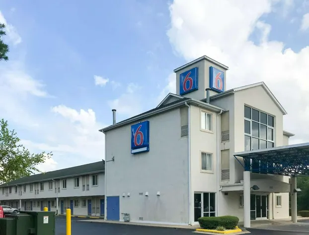 Motel 6 Statesville, NC hotel detail image 2