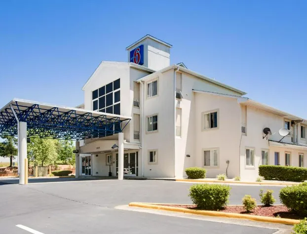 Motel 6 Statesville, NC hotel detail image 4