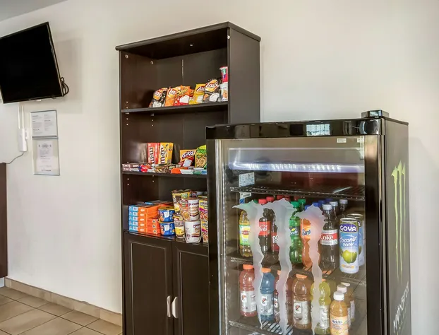 Studio 6 Huntsville, TX hotel detail image 4