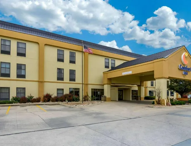 Comfort Inn Ottawa hotel detail image 1