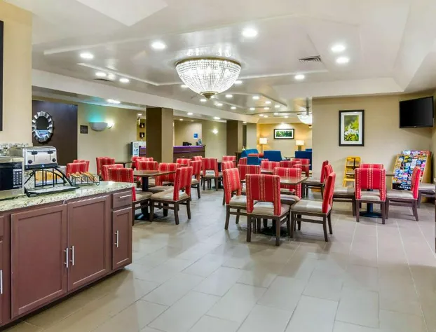 Comfort Inn Ottawa hotel detail image 3