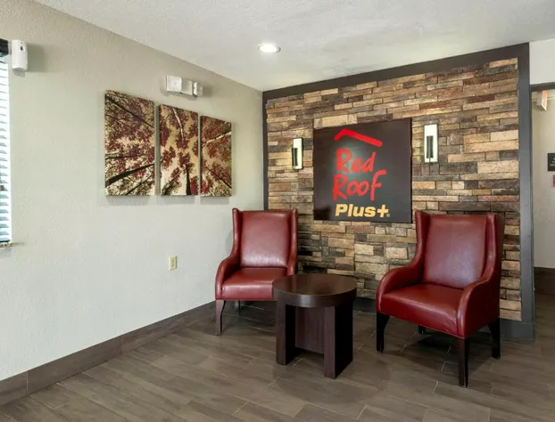 Red Roof Inn PLUS+ Huntsville hotel detail image 3