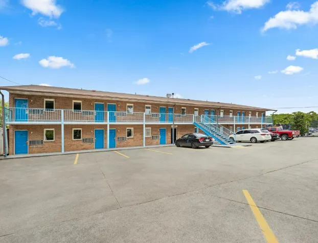 Americas Best Value Inn Roxboro hotel detail image 1