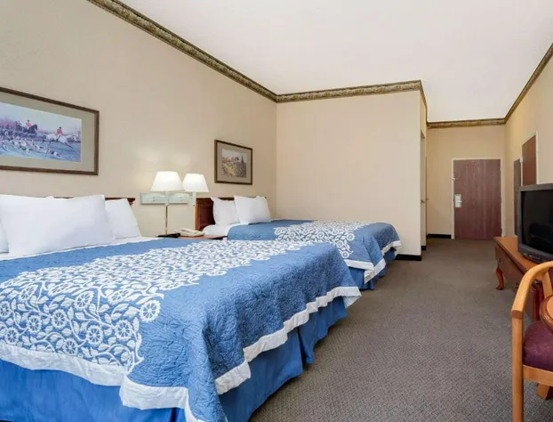 Magnuson Hotel West Liberty hotel detail image 4