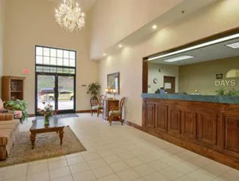 Magnuson Hotel West Liberty hotel detail image 4