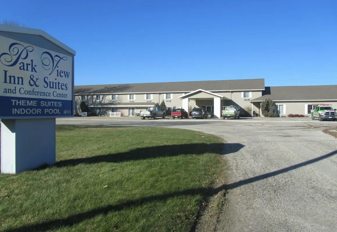 Park View Inn & Suites and Conference Center hotel hero