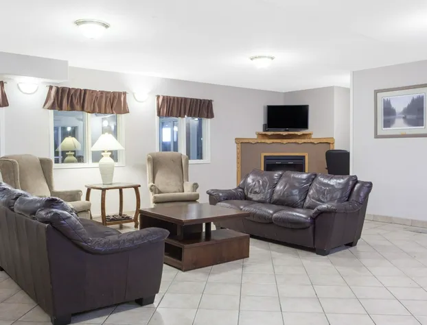 Super 8 by Wyndham Fort Frances hotel detail image 3