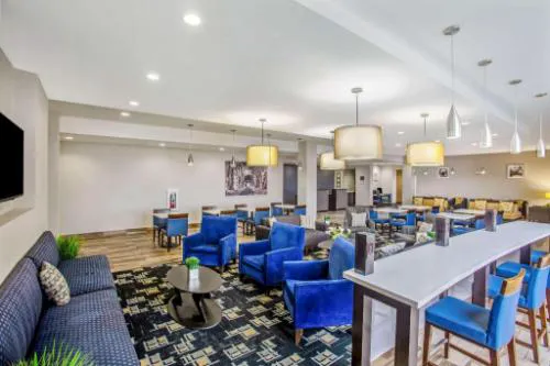 La Quinta Inn & Suites by Wyndham Karnes City - Kenedy hotel detail image 2