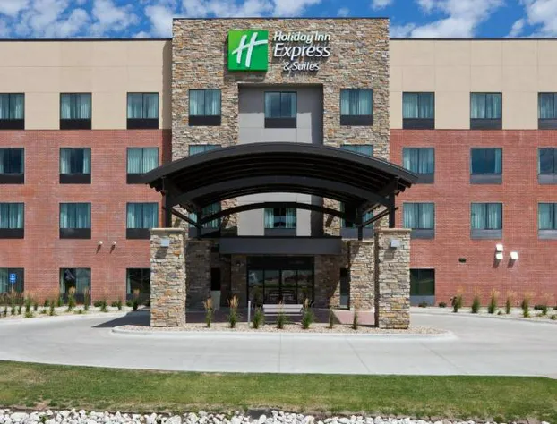 Holiday Inn Express Hotel & Suites Fort Dodge by IHG hotel detail image 3