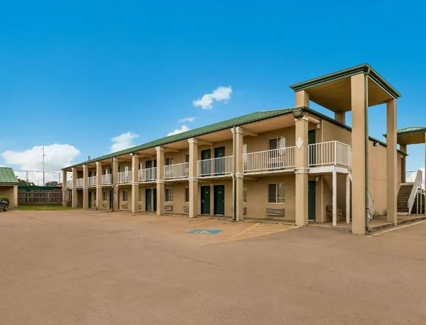 Econo Lodge Bartlesville Hwy 75 hotel detail image 2