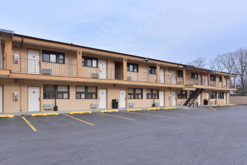 Inn at Jericho hotel hero