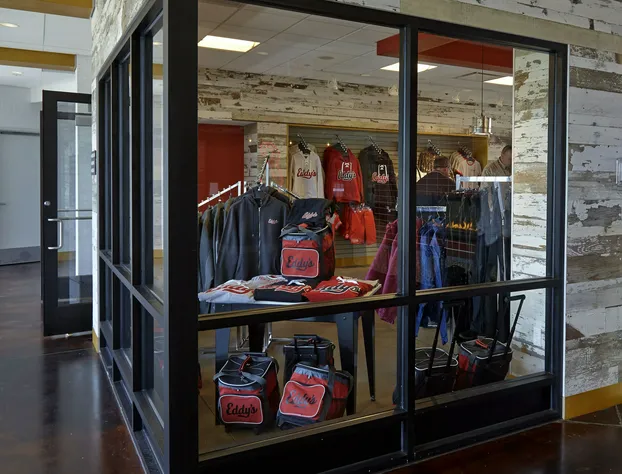 Eddy's Resort hotel detail image 3