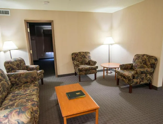 Super 8 by Wyndham Dauphin hotel detail image 2