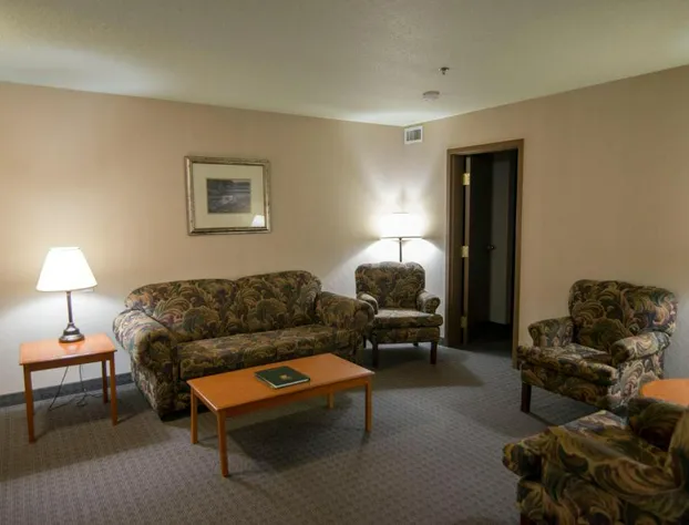 Super 8 by Wyndham Dauphin hotel detail image 3