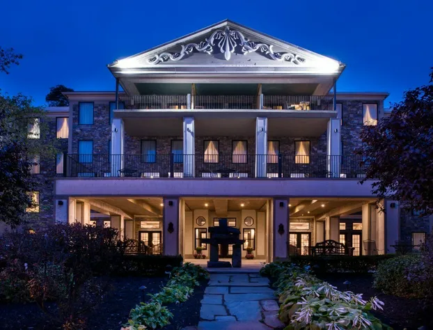 Niagara Crossing Hotel & Spa hotel detail image 1