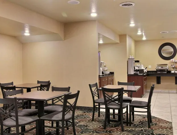 Cobblestone Inn & Suites - Linton hotel detail image 3