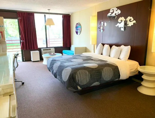 Oxford Inn Ozark hotel detail image 3