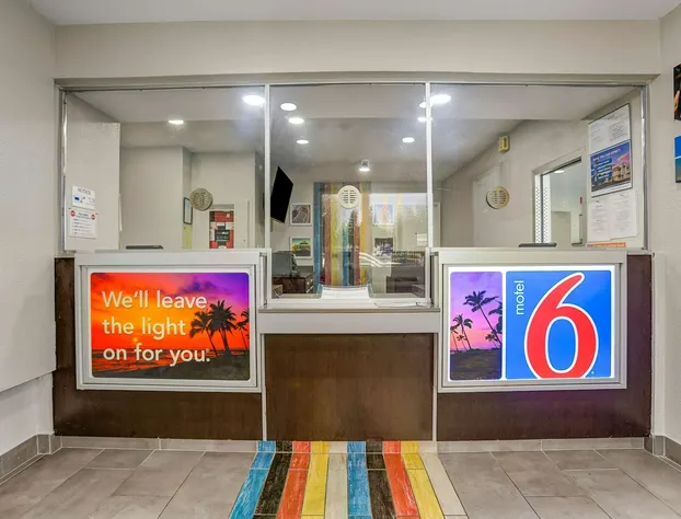 Motel 6 San Bernardino, CA - South hotel detail image 3