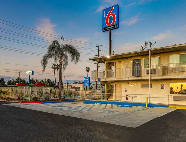 Motel 6 San Bernardino, CA - South hotel detail image 2