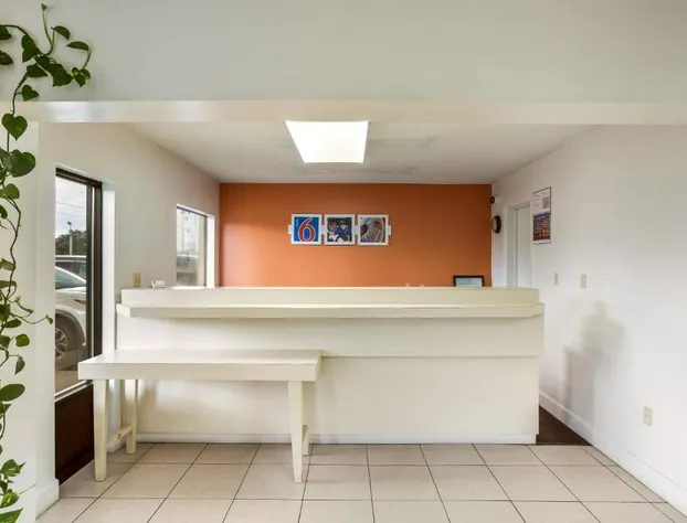 Motel 6 Macclenny, FL hotel detail image 4