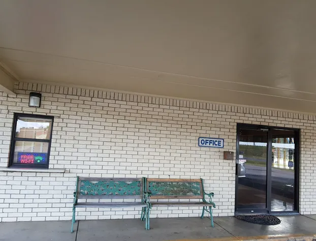 Budget Host Inn Eastland hotel detail image 4