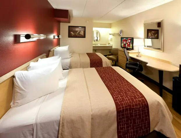 Red Roof Inn Parkersburg hotel detail image 4