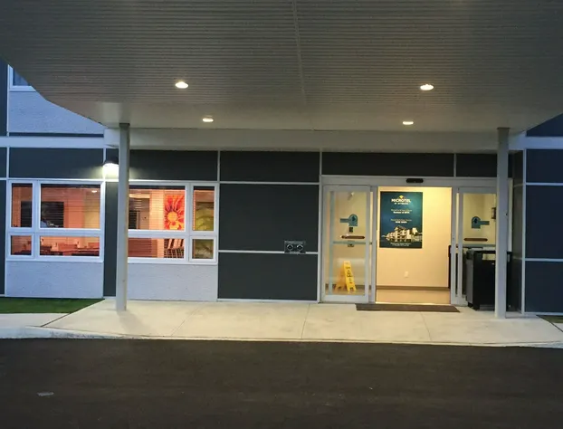 Microtel Inn & Suites by Wyndham Kirkland Lake hotel detail image 3