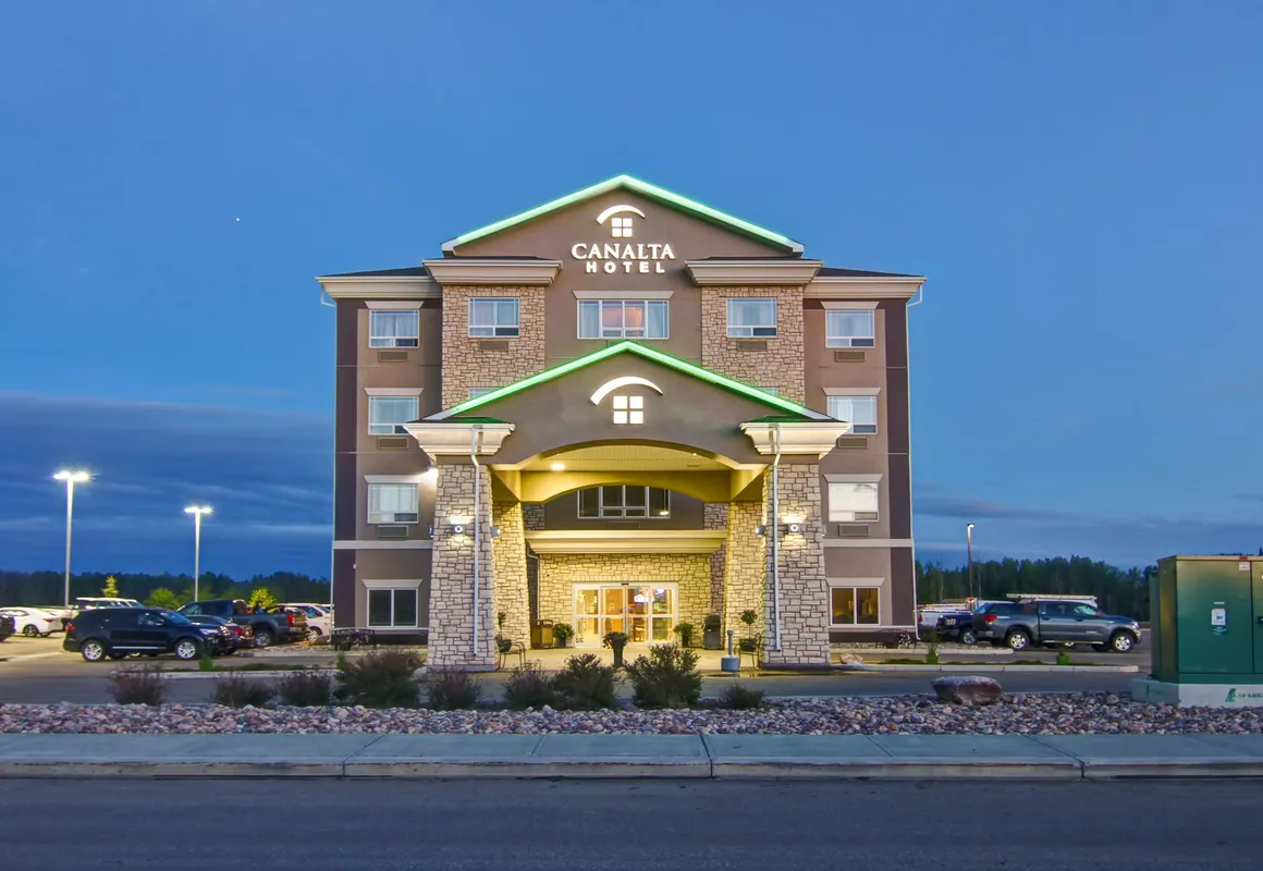 Lac La Biche Canalta hotel hero