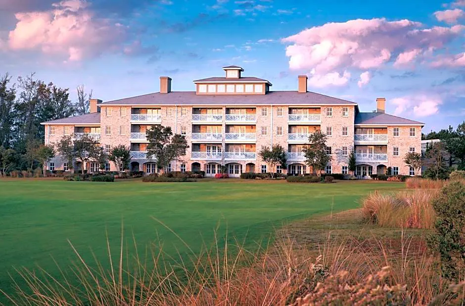 Club Wyndham Dye Villas hotel hero