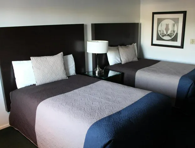 Cougar Land Motel hotel detail image 3