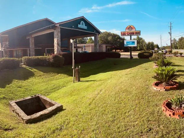 Log Cabin Inn hotel detail image 1