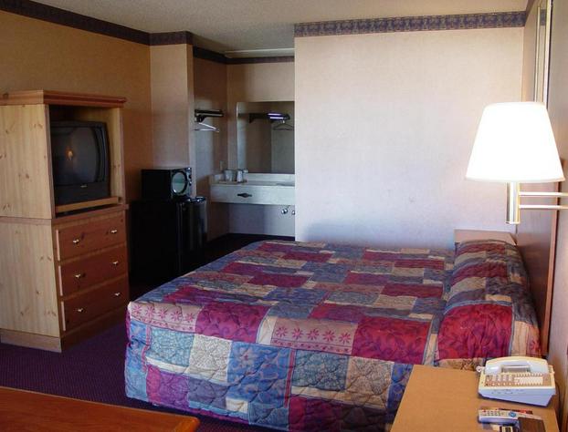 Garden Inn & Suites hotel detail image 4