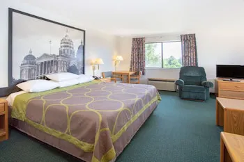 Budget Inn and Suites hotel detail image 3