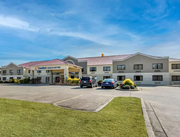 Comfort Inn & Suites Leeds I-20 hotel detail image 3