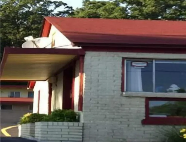 Budget Inn hotel detail image 2