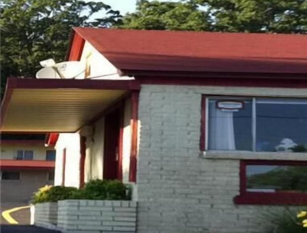 Budget Inn hotel detail image 2