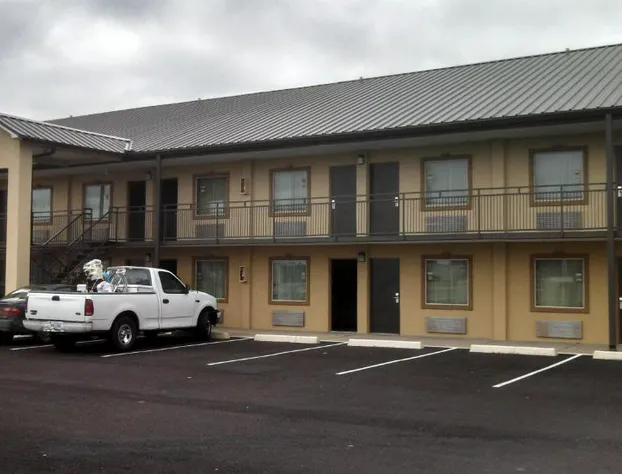 Relax Inn hotel detail image 1