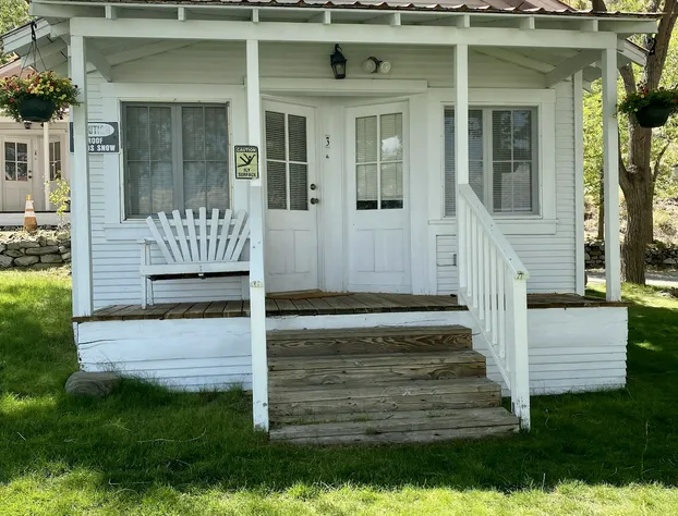 Tioga Lodge At Mono Lake hotel detail image 2
