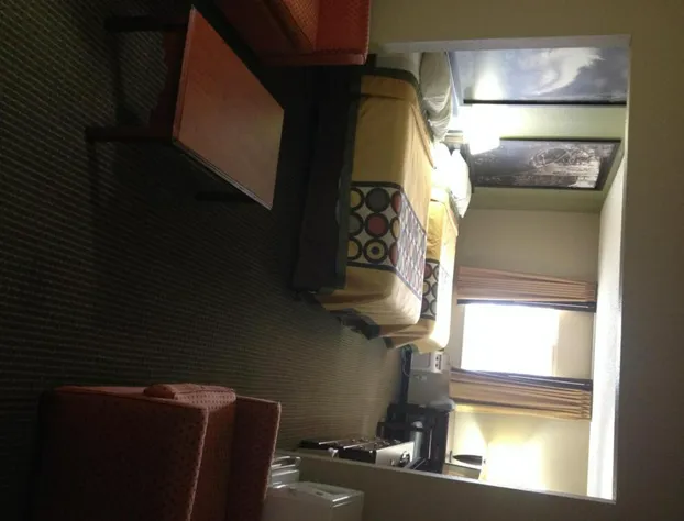 Super 8 by Wyndham Olney hotel detail image 4