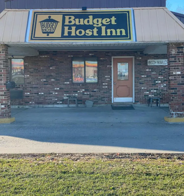 Budget Host Inn Greenup hotel hero