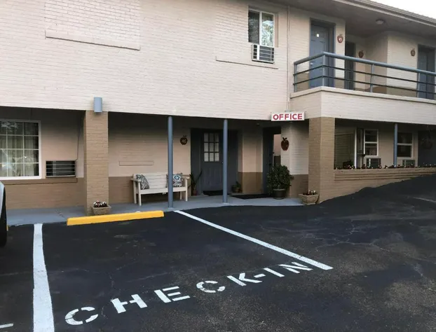 Ellijay Inn hotel detail image 3