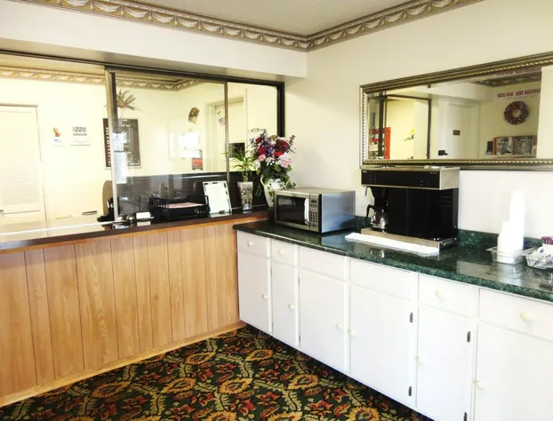 Budget Inn Daleville hotel detail image 4