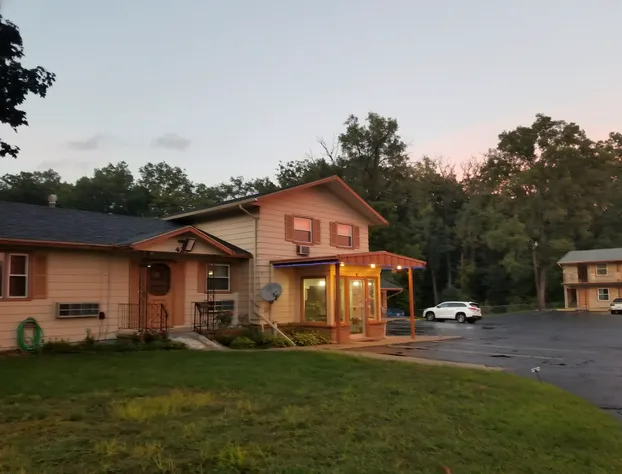 Parkview Motel hotel detail image 1