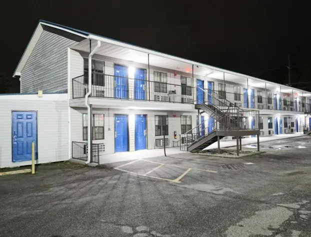 Royal Inn hotel detail image 2