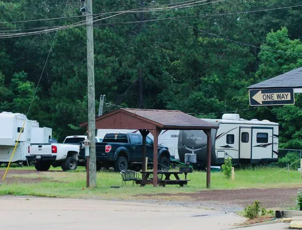 EverGreen Inn & RV hotel detail image 4
