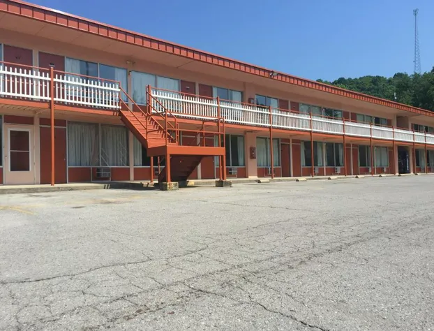 Daniel Boone Motor Inn hotel detail image 1