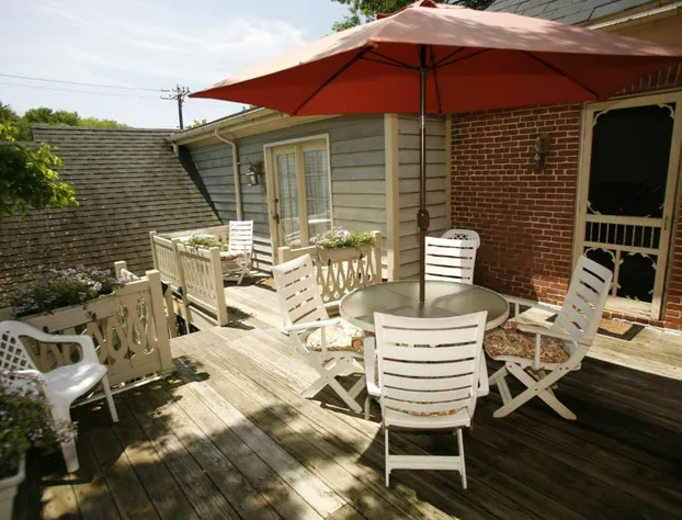 Parsonage Inn hotel detail image 2